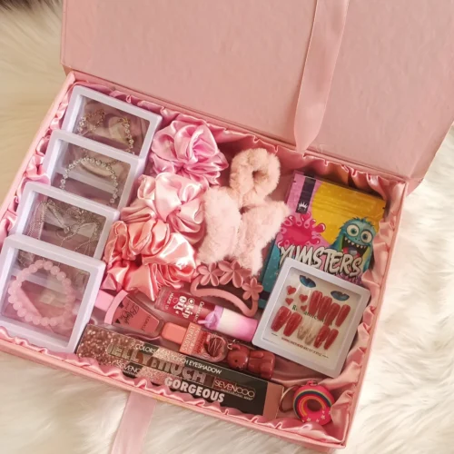 Pink Paradise Gift Hamper 🎀💗