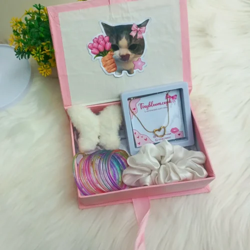Pearl Blush Gift Box 🤍🌸