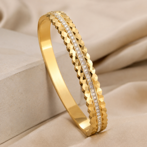 Royal Spark Bangle 🌟