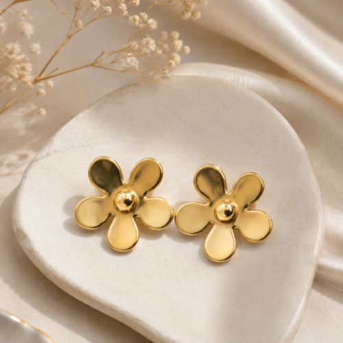 Golden Daisy Studs | Stainless Steel 🌼