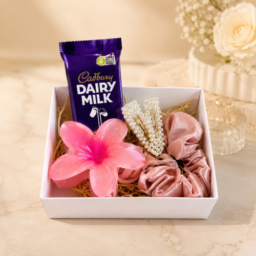Blush Bloom Hamper🌸✨