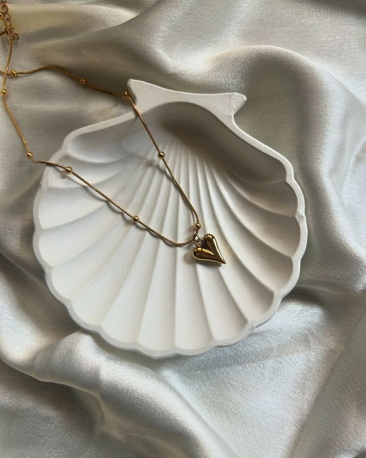 Golden Heart Pendant Necklace ππ€